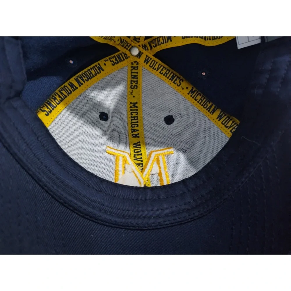 Nike Team Michigan Wolverines Hat Navy‎ Blue 100% Wool Adjustable Cap Mens OSFA